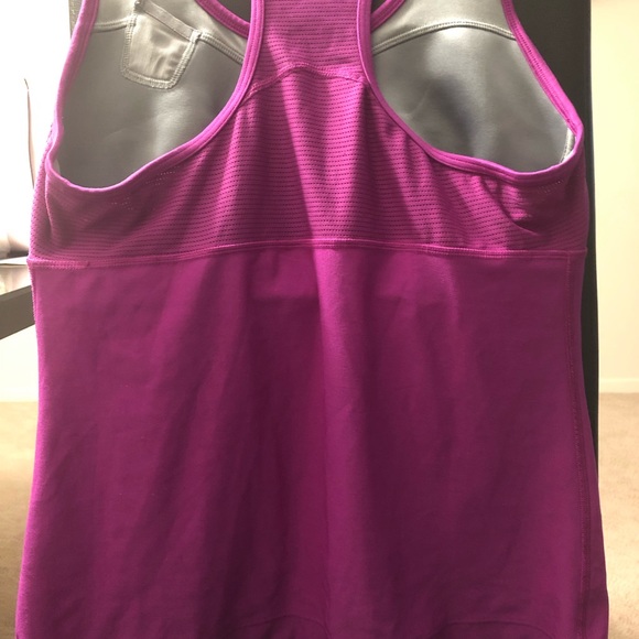 Nike pink/purple workout top - Picture 3 of 4
